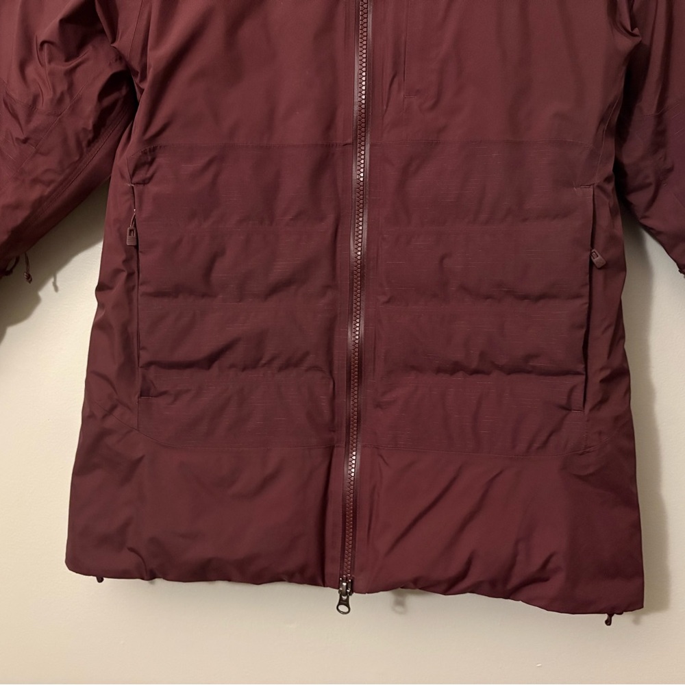 REI Stormhenge 850 Down Waterproof Breathable Women's Maroon Ski Jacket - Picture 4 of 11